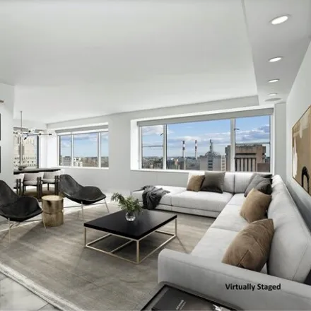 Image 1 - St. Tropez, East 63rd Street, New York, NY 10021, USA - Condo for sale