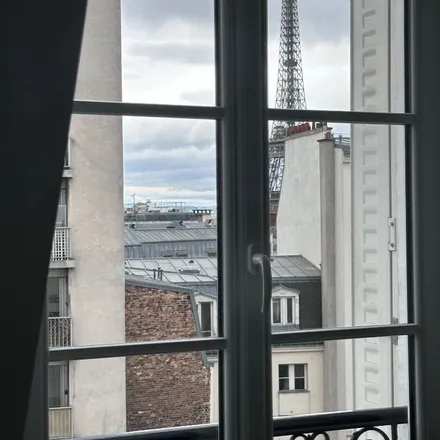 Rent this 3 bed apartment on 16 Rue de Chaillot in 75116 Paris, France