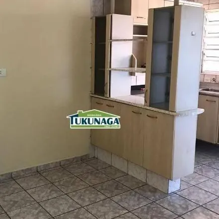 Rent this 2 bed apartment on Tríade Comércio e Serviços in Rua Chibata 216, Monte Carmelo