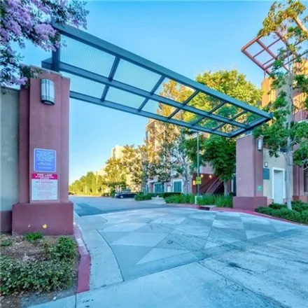 Image 1 - Garden Grove Hospital And Medical Center, 12601 Garden Grove Boulevard, Garden Grove, CA 92843, USA - Condo for sale