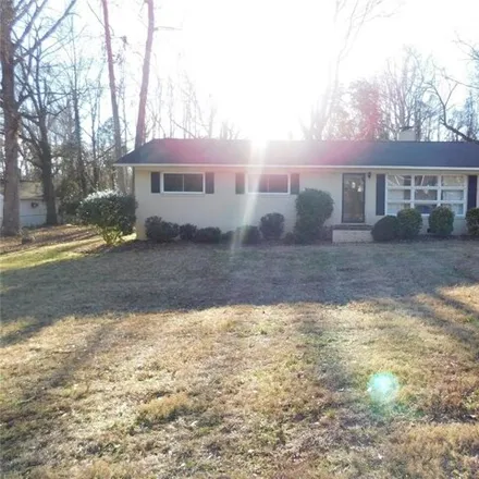 Image 2 - 1667 West Lakewood Drive, Lakewood Acres, York County, SC 29732, USA - House for sale