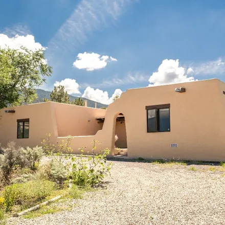 Buy this 3 bed house on 1486 Weimer Road in Taos, NM 87571