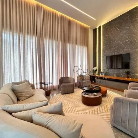 Buy this 4 bed house on Rua Sylvio Campos in Varginha - MG, 37062-180