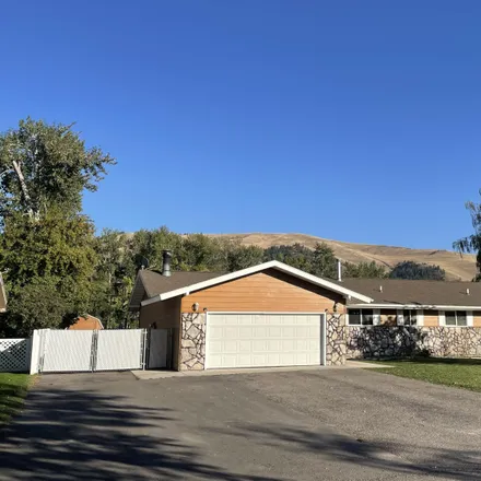 Buy this 3 bed house on 1004 Lakeside Drive in Lolo, MT 59847