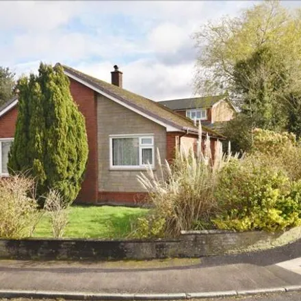 Buy this 4 bed house on Beech Avenue in Adlington, PR6 9PG