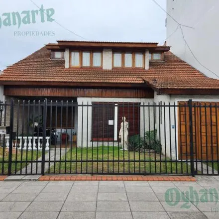 Buy this 4 bed house on Avenida Hipólito Yrigoyen 167 in Partido de Morón, 1708 Morón