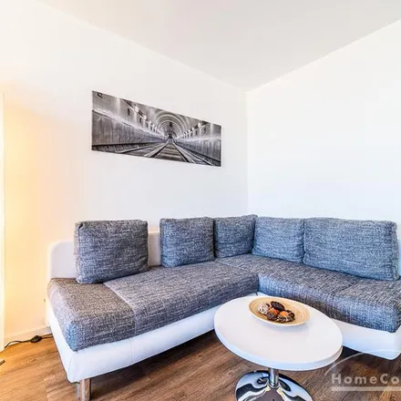 Rent this 1 bed apartment on Reeperbahn 74 in 20359 Hamburg, Germany