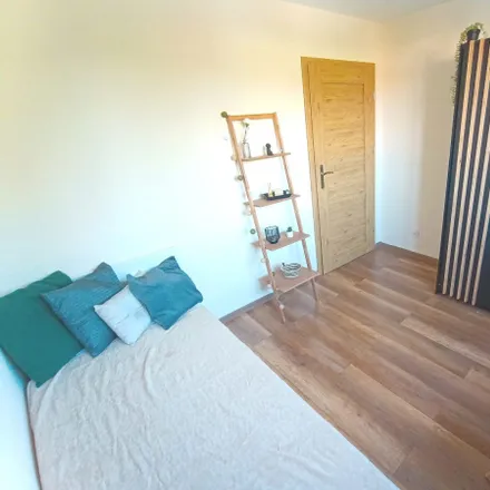 Rent this 3 bed room on Młyńska 6 in 31-465 Krakow, Poland