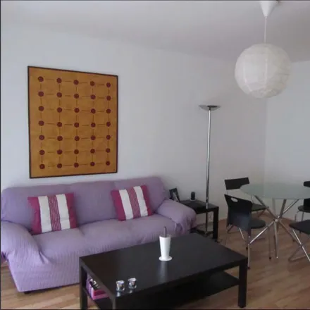 Rent this 3 bed apartment on Bremer Platz 3 in 60322 Frankfurt, Germany