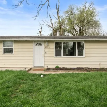 Buy this 2 bed house on 2709 North Colbert Drive in Creston, Muncie