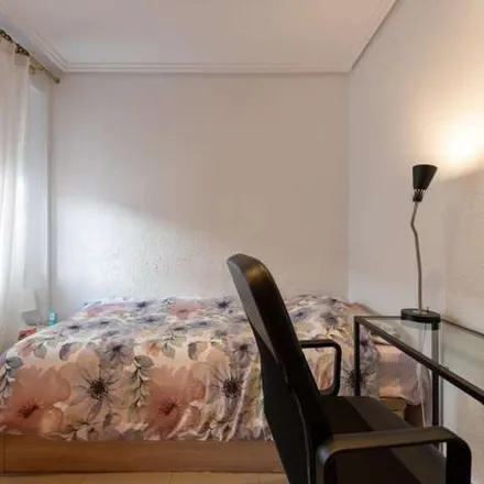 Image 8 - Carrer de Museros, 6, 46011 Valencia, Spain - Apartment for rent