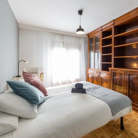 Rent this 5 bed room on Calle de San Carlos in 4, 28012 Madrid