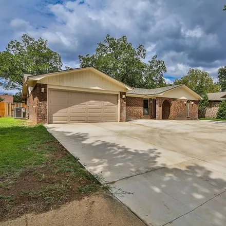 Rent this 3 bed house on 5206 72nd Street in Lubbock, TX 79424