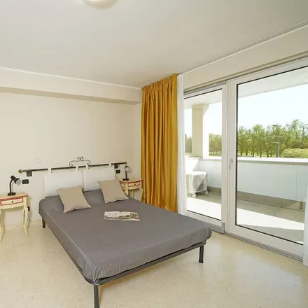 Rent this 1 bed apartment on Desenzano del Garda in Via Ettore Andreis 84, 25015 Desenzano del Garda BS