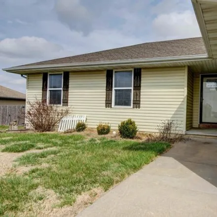 Buy this 3 bed house on 611 Osage Street in Clever, Christian County