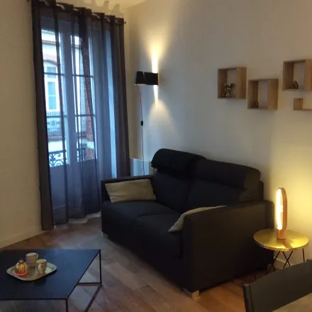 Image 3 - 1 Rue du Pont Guilhemery, 31000 Toulouse, France - Apartment for rent