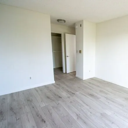Image 7 - 3344 Castle Heights Ave Apt 304, Los Angeles, California, 90034 - House for rent