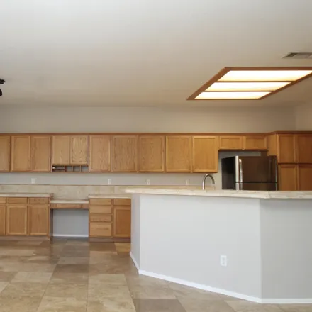 Image 3 - 17554 North 168th Drive, Surprise, AZ 85374, USA - House for rent