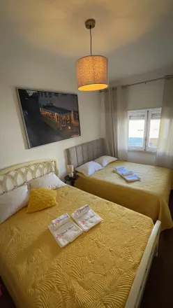 Rent this 1 bed room on Rua Quinta dos Bonecos in 2900-409 Setúbal, Portugal