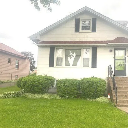 Rent this 4 bed house on 96 Laverne Avenue in Hillside, Proviso Township