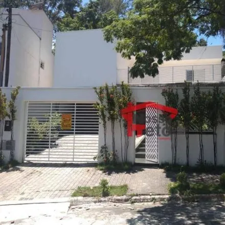 Rent this 3 bed house on Rua Adelino Ricciardi in São Domingos, São Paulo - SP