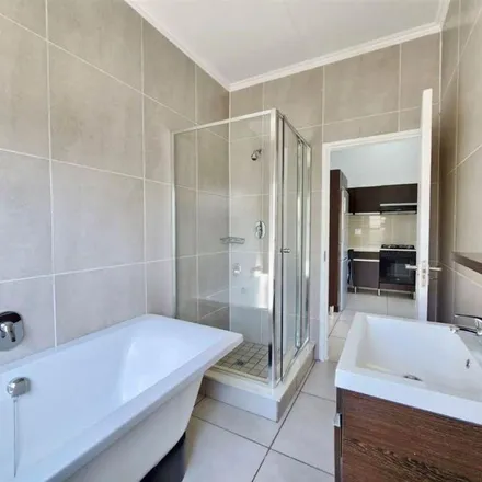 Rent this 1 bed apartment on Fourways High School in Fisant Avenue, Johannesburg Ward 115