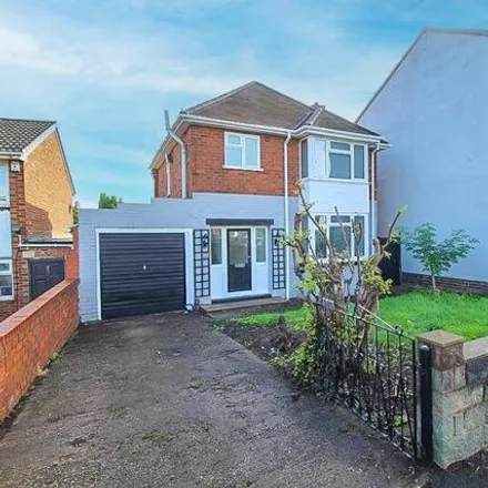 Buy this 3 bed house on Horning Drive in Bilston, WV14 0RR