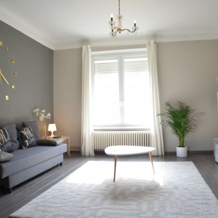 Rent this 2 bed apartment on Metz in Quartier de l'Amphithéâtre, GRAND EST