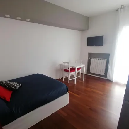 Rent this studio apartment on Via Arzaga in 4, 20146 Milan MI
