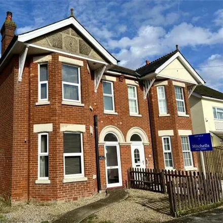 Buy this 3 bed duplex on Glenville Road in Highcliffe-on-Sea, BH23 5PX