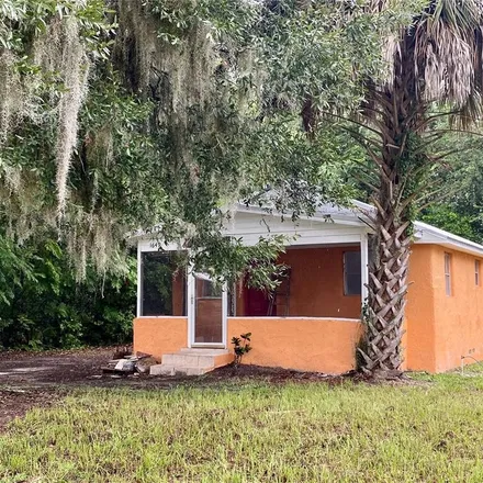 Buy this 3 bed house on 1649 Southwest 5th Place in Ocala, FL 34471