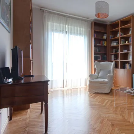 Image 7 - Goldbet, Piazza Firenze, 20154 Milan MI, Italy - Apartment for rent