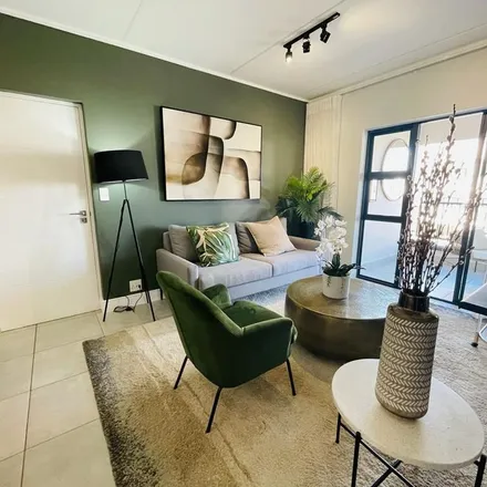 Image 4 - unnamed road, Johannesburg Ward 110, Sandton, South Africa - Apartment for rent
