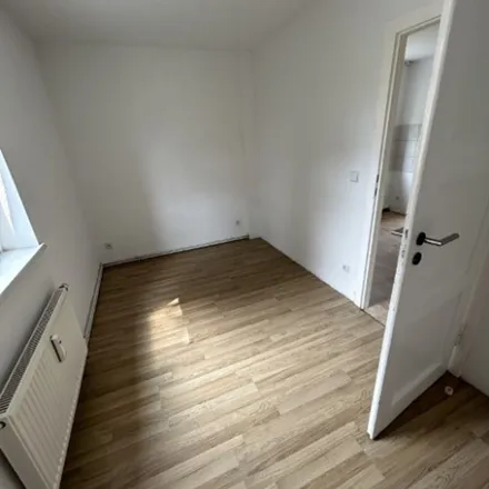 Rent this 2 bed apartment on Barclayweg 56 in 04289 Leipzig, Germany