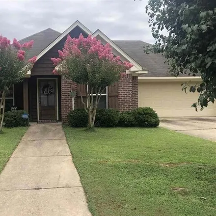 Rent this 3 bed house on 193 Blackstone Circle in Rankin County, MS 39047