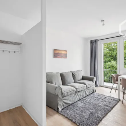 Rent this 2 bed apartment on Ifflandstraße 70 in 22087 Hamburg, Germany