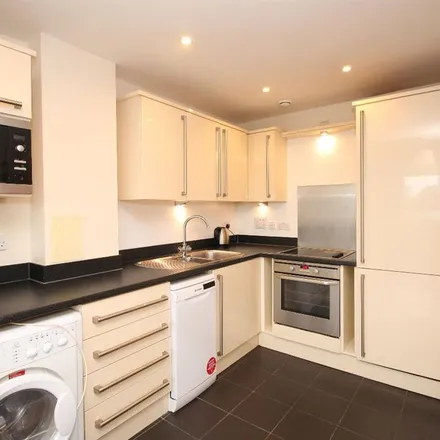 Image 7 - Bailey House, Capulet Square, Bromley-by-Bow, London, E3 3NF, United Kingdom - Apartment for rent