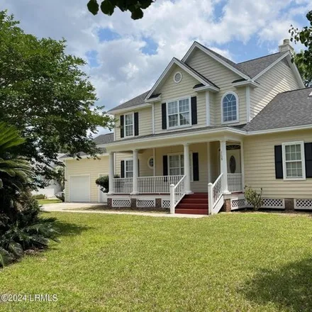 Buy this 3 bed house on 1139 Otter Cir in Beaufort, South Carolina