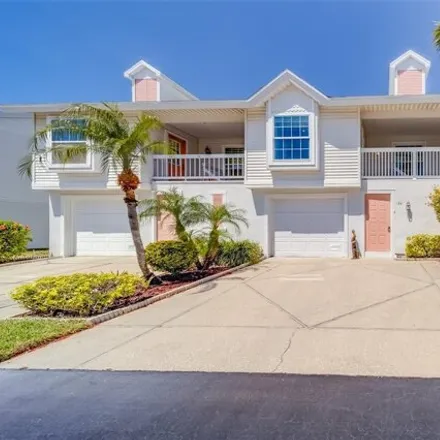 Buy this 2 bed house on 132 Sun Isle Circle in Treasure Island, Pinellas County