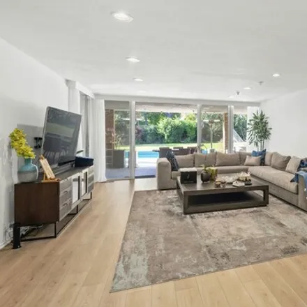 Image 6 - 711 North Sierra Drive, Beverly Hills, CA 90210, USA - House for rent