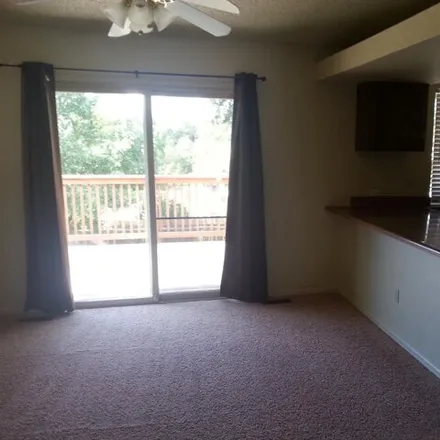 Image 3 - 6810 Woodcreek Place, Colorado Springs, CO 80918, USA - House for rent