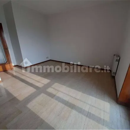 Image 2 - Via Genova 35, 29100 Piacenza PC, Italy - Apartment for rent