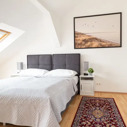 Rent this 3 bed apartment on Bürgerspitalgasse 29 in 1060 Vienna, Austria