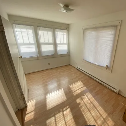 Image 3 - 1020 Sherman Ave, Unit 1018 - Apartment for rent