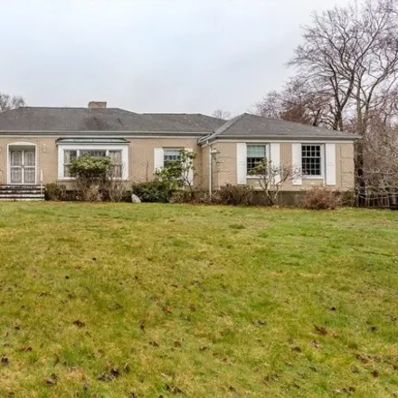 Buy this 3 bed house on 77 Neponset Valley Parkway in Milton, MA 01286