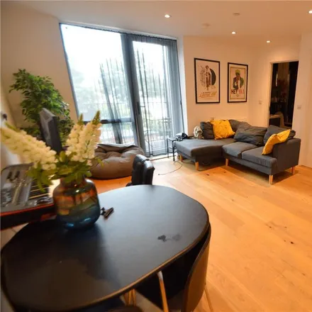 Rent this 2 bed apartment on Keens Road in London, CR0 1GU