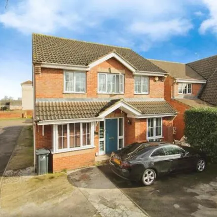 Buy this 5 bed house on Glasshouse Close in Uxbridge, Great London