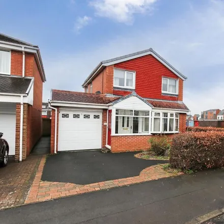 Rent this 3 bed house on Leicester Close in Wallsend, NE28 9YY