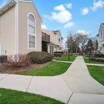 Buy this 2 bed condo on 254 Le Parc Circle in Buffalo Grove, Lake County