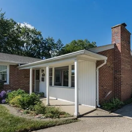 Image 2 - 3914 Springer Avenue, Royal Oak, MI 48073, USA - House for sale